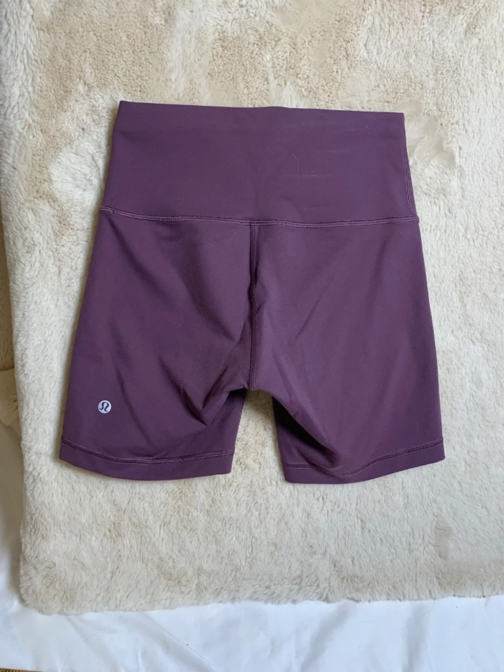 Lululemon purple/plummy athletic shorts sz 6